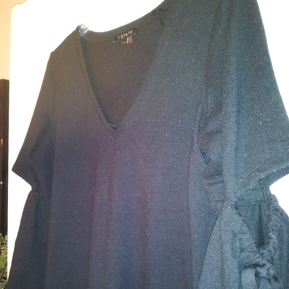 1. STATE Cut Out Pullover V Neck Top M - Picture 3 of 6